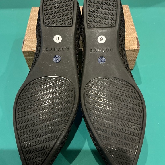 Rothy’s The Point Pointed Knit Ballet Flats In Black Honeycomb  Size 6 - Picture 5 of 5